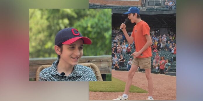 13-year-old with disability stuns audience while singing National Anthem at Minor League Baseball game
